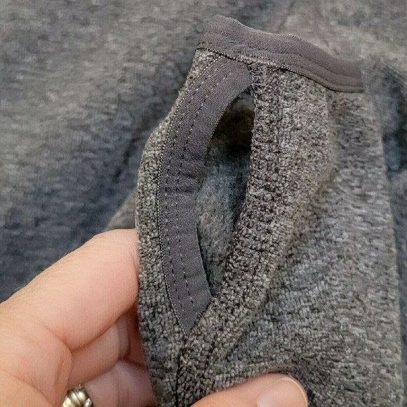 The North Face Womens Zip-Up Hoodie - Picture 6 of 6